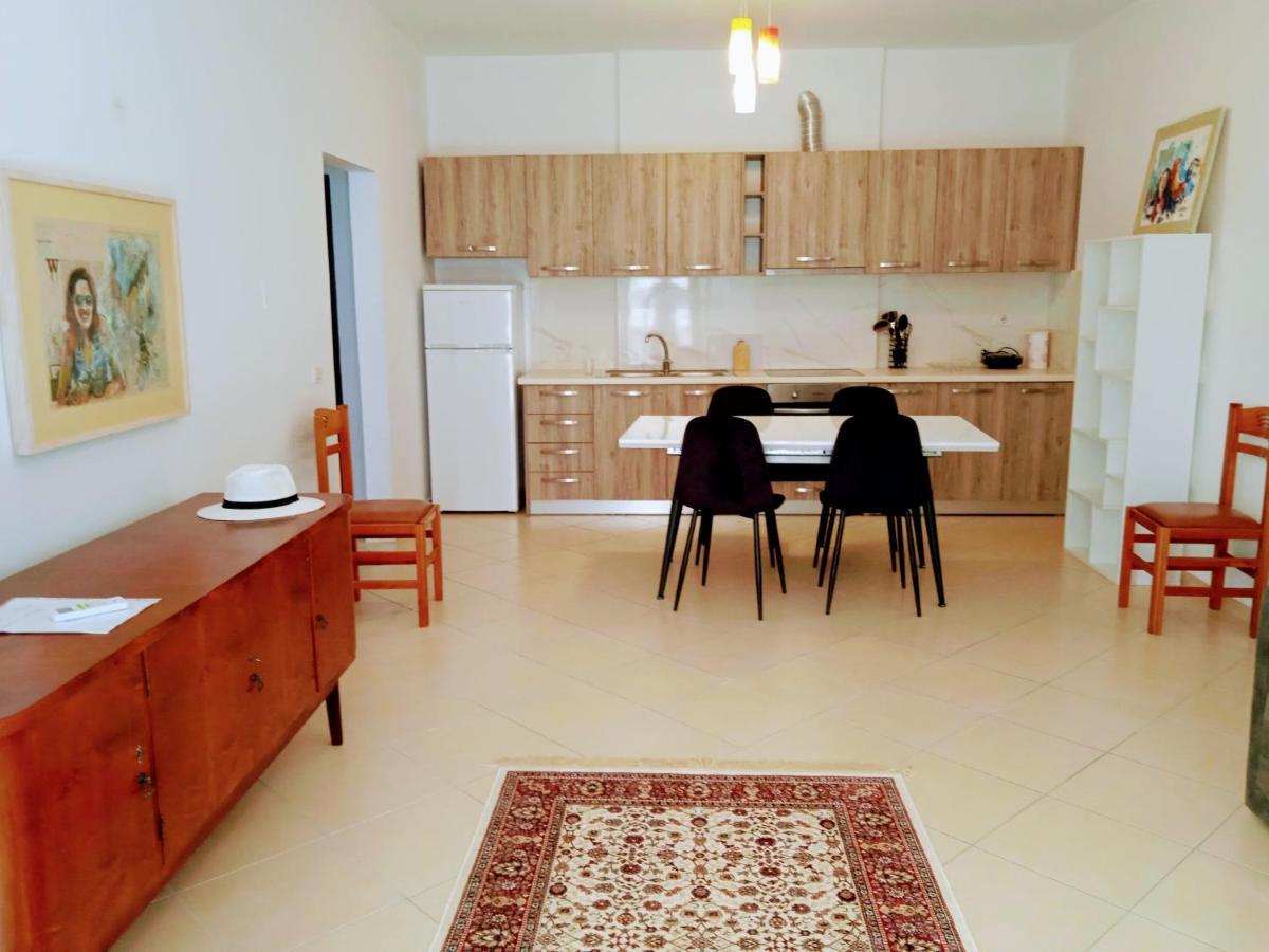 Artist S Apartment Vlorë Εξωτερικό φωτογραφία