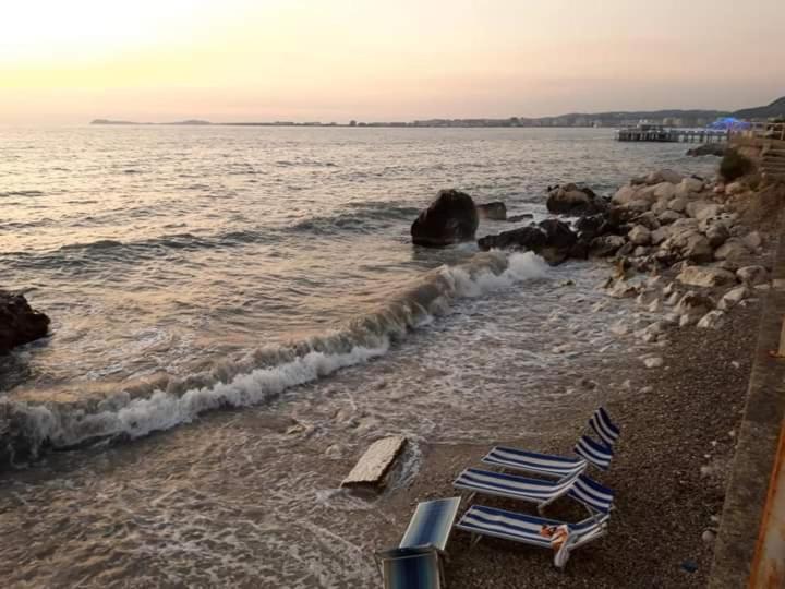 Artist S Apartment Vlorë Εξωτερικό φωτογραφία